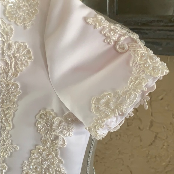 Dress - Picture 4 of 11